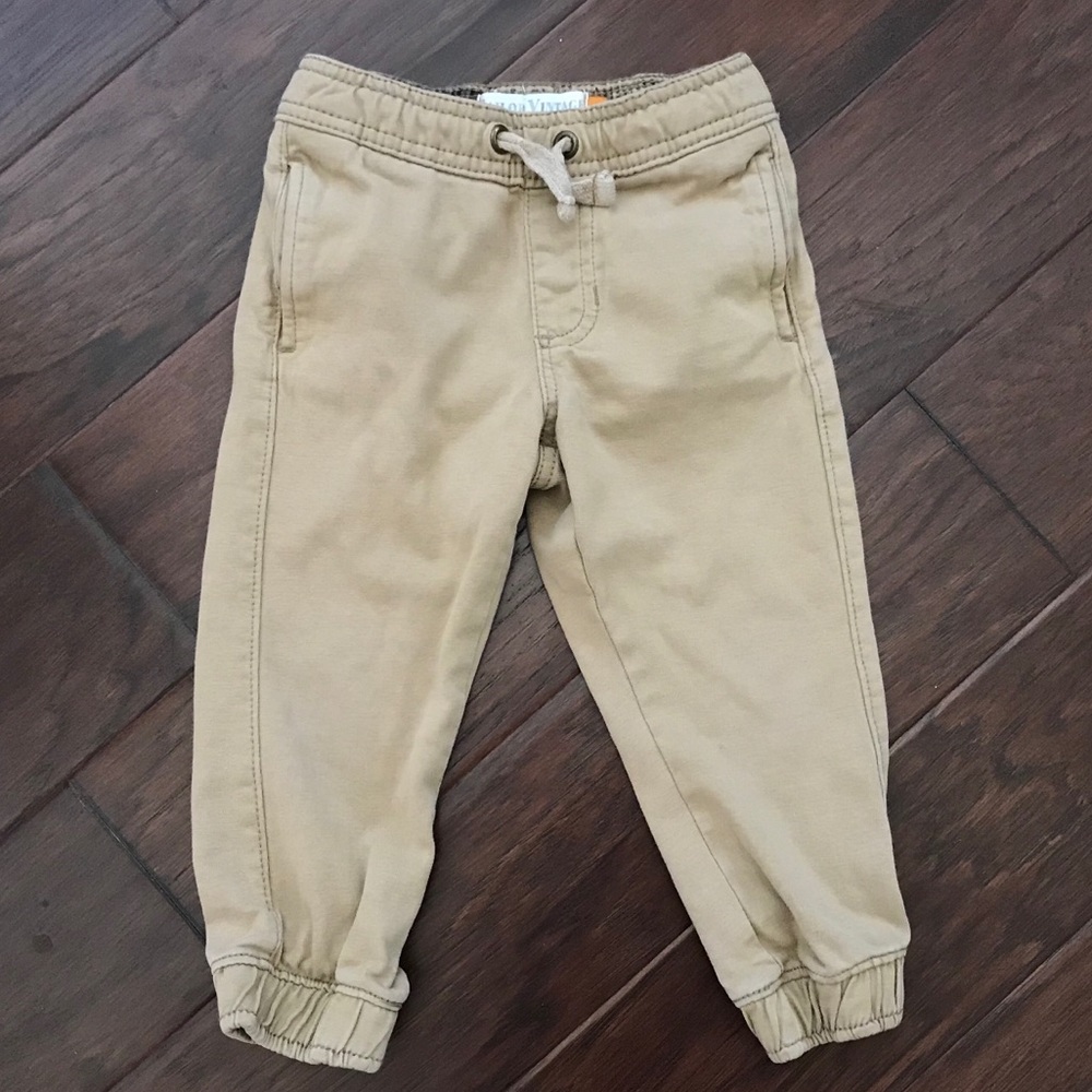 Tailor Vintage, Boys Khaki Joggers, Size 2/3T